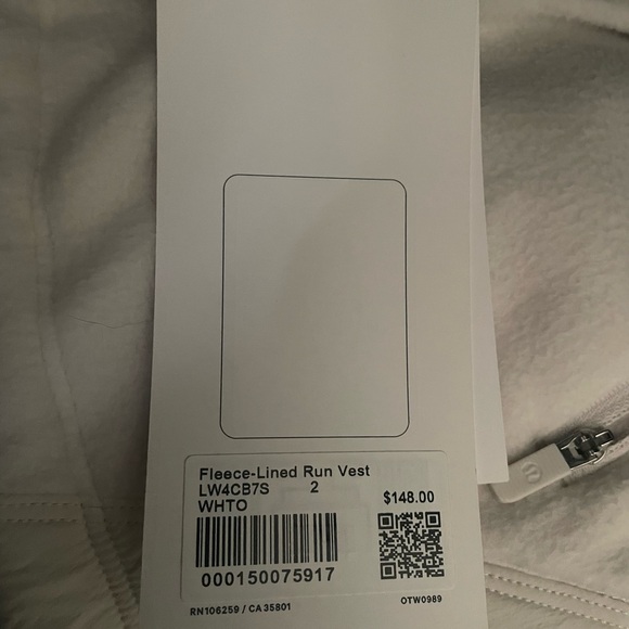 Lululemon Fleece-Lined Running Vest - Picture 4 of 4